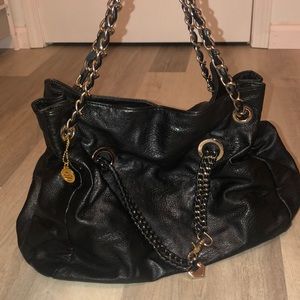 Black shoulder bag